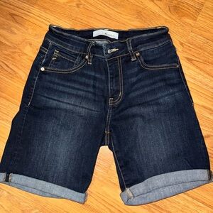 KanCan Short - Medium